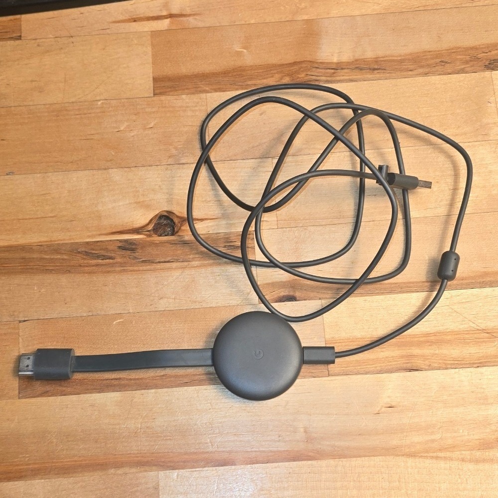 Google Chromecast 3rd Generation Charcoal Media Streamer NC2-6A5 1080p HDMI